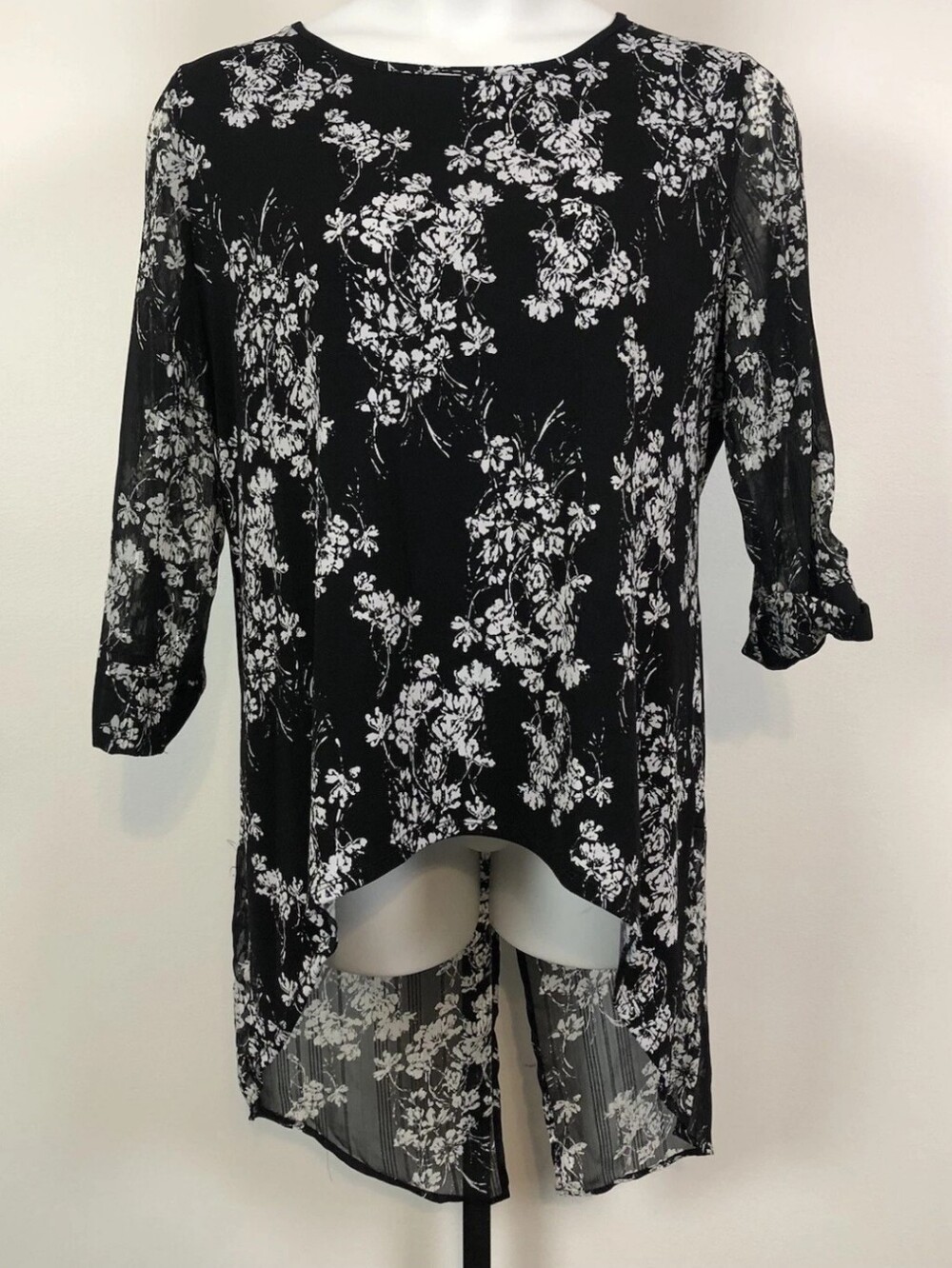 Floral Black & White Women's Blouse 1x